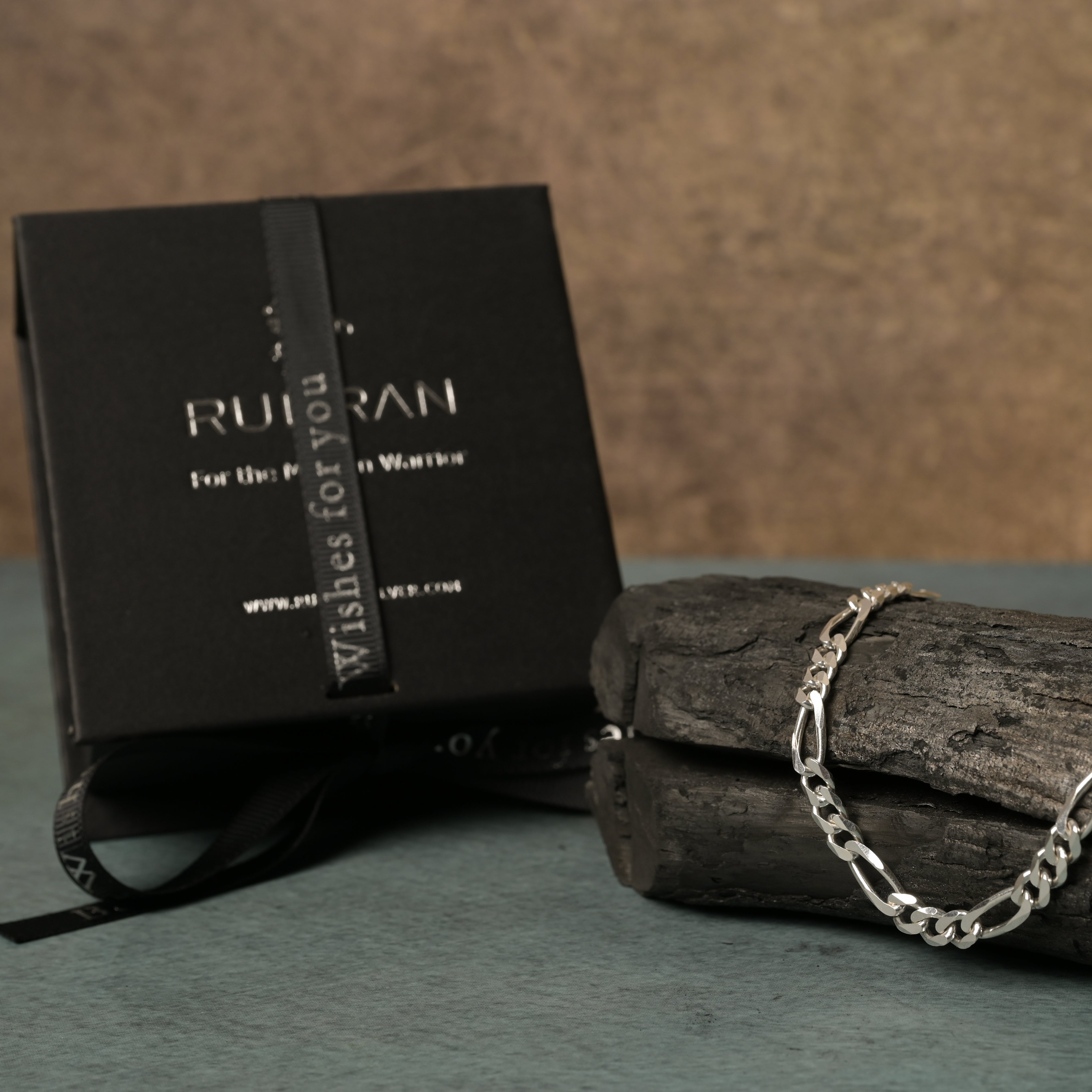 Italian Diamond - Cut Figaro Link Chain Bracelet