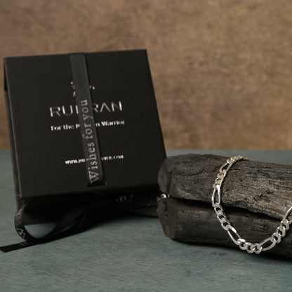 Italian Diamond - Cut Figaro Link Chain Bracelet