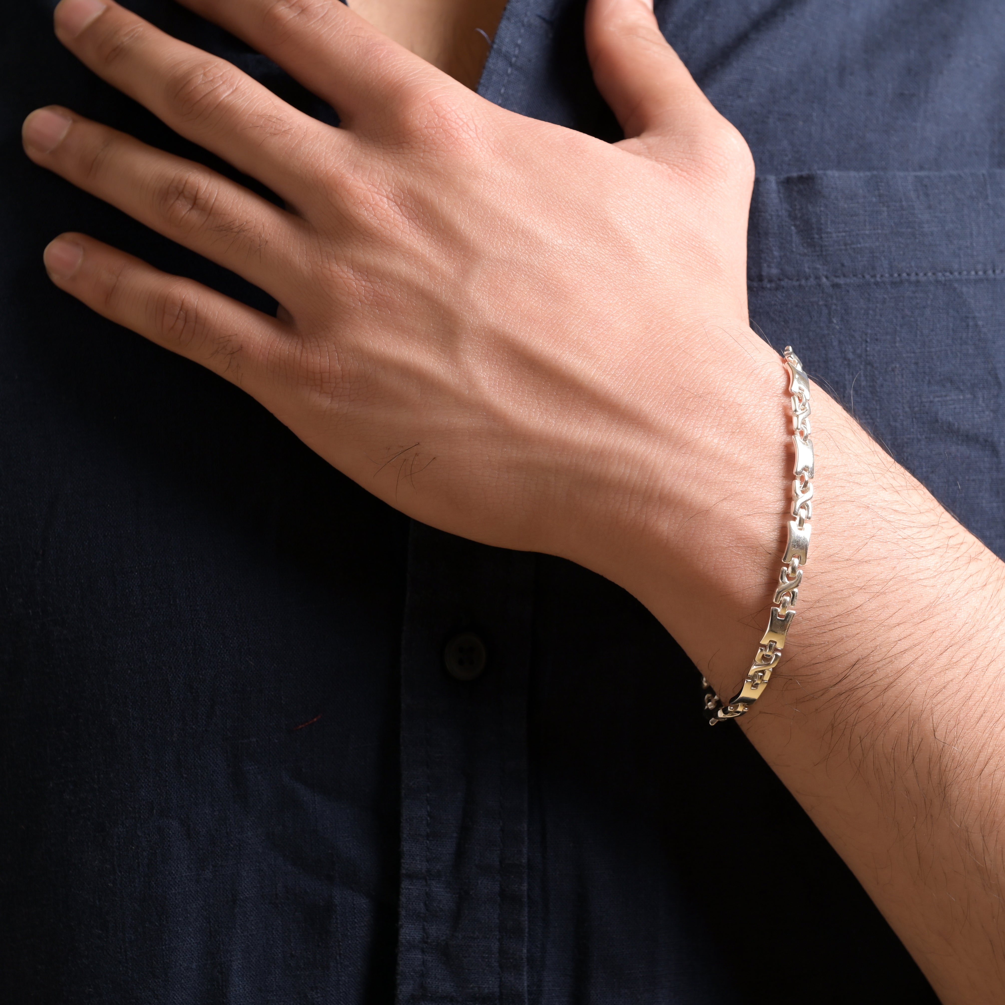 Majestic Link Casted 925 Silver Bracelet
